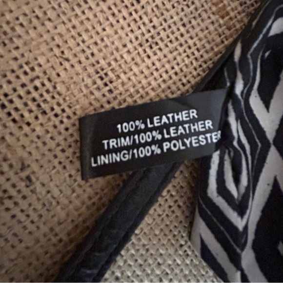 NWOT Sanctuary Black and Cream Genuine Leather Crossbody Bag with Animal Print - Picture 7 of 8